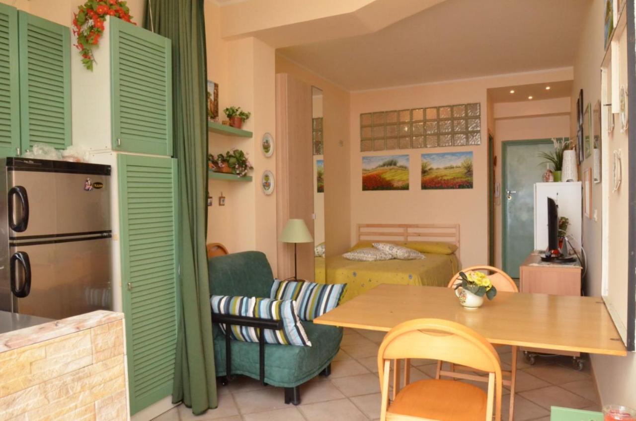 Depandance Casa Andrea Appartement Taormina Buitenkant foto